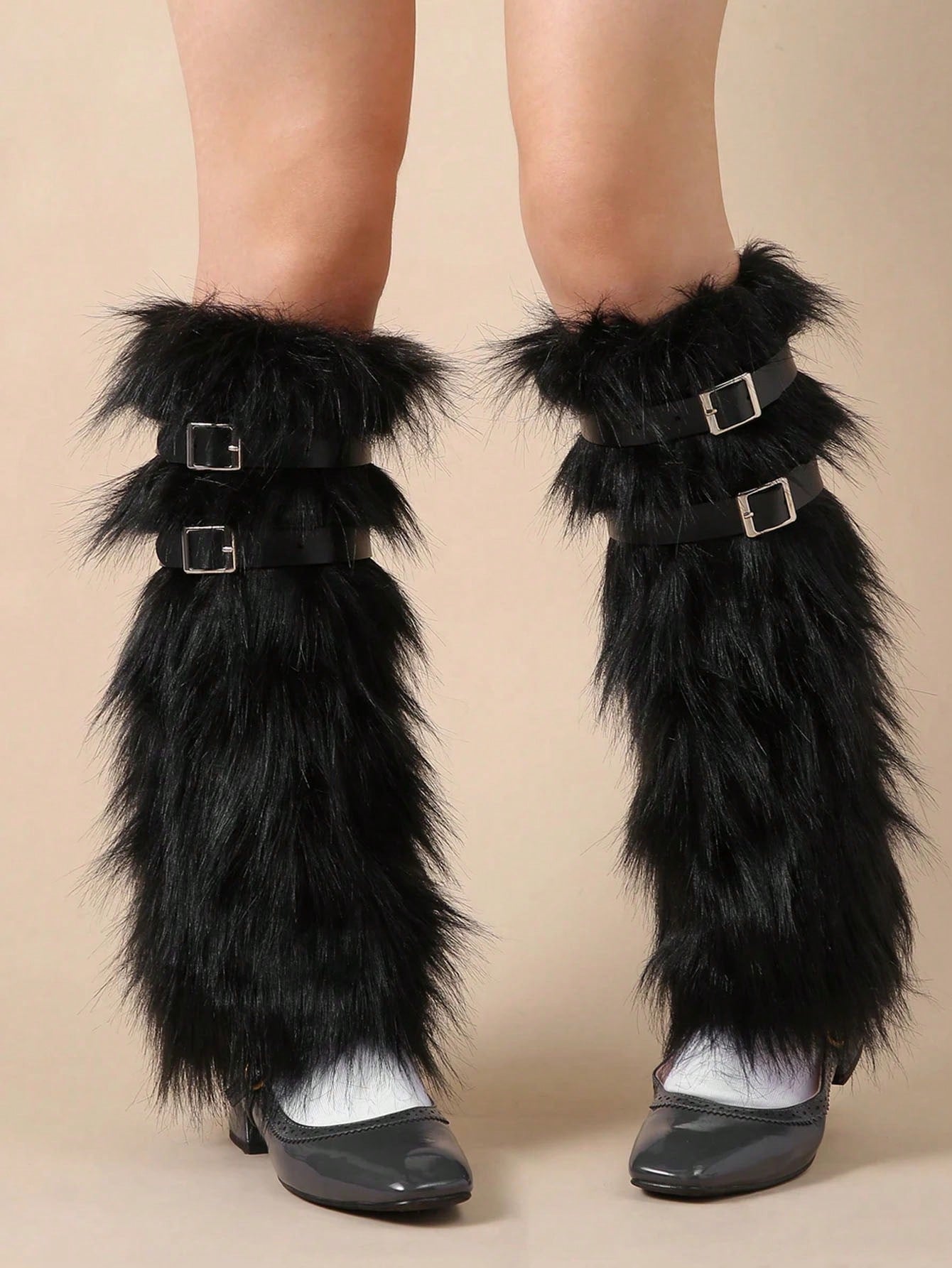 SHEIN 1 Pair Of Women's Y2K Punk-Style Faux Fur Leg Socks