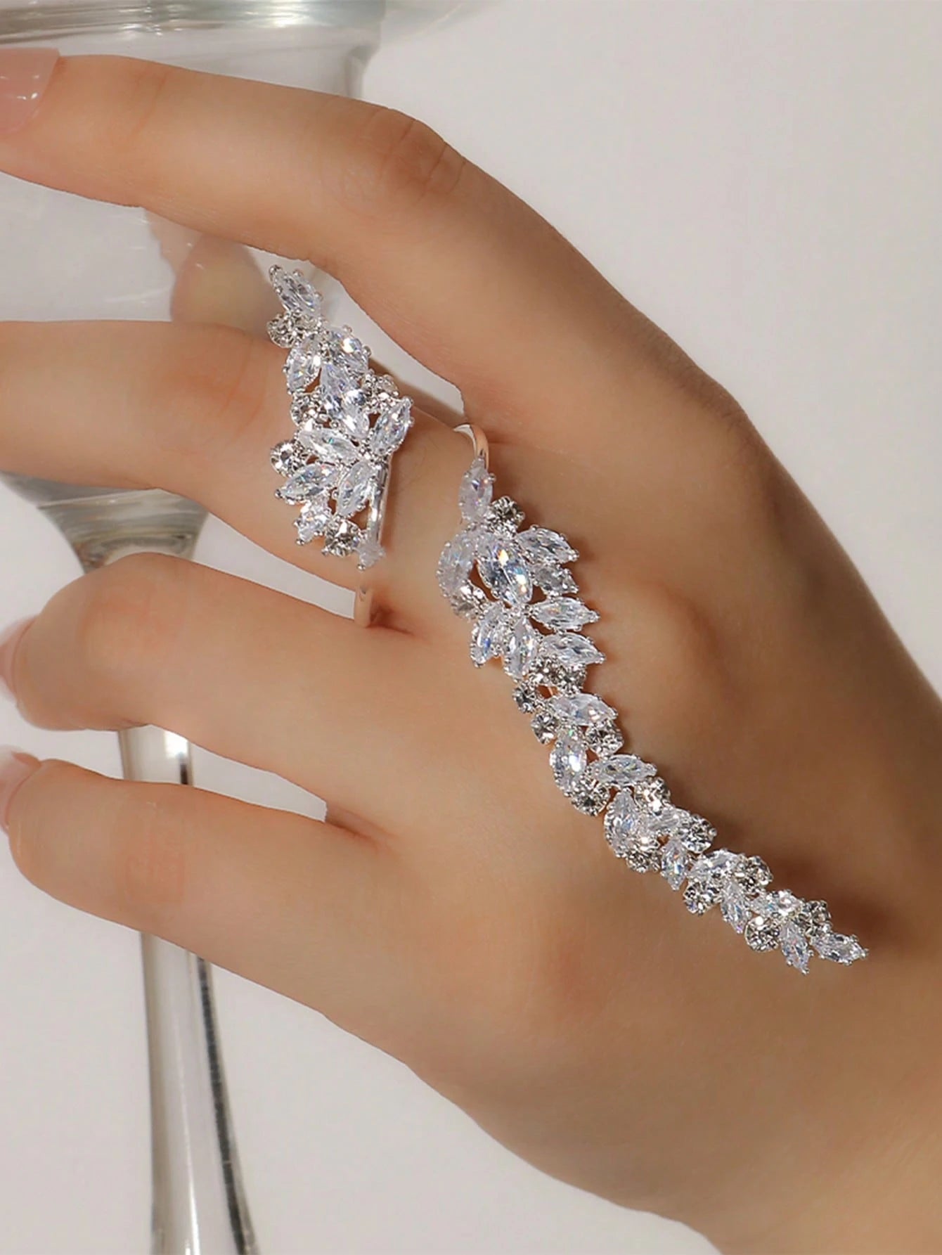 SHEIN Adjustable Open Leaf Ring, European & American Style