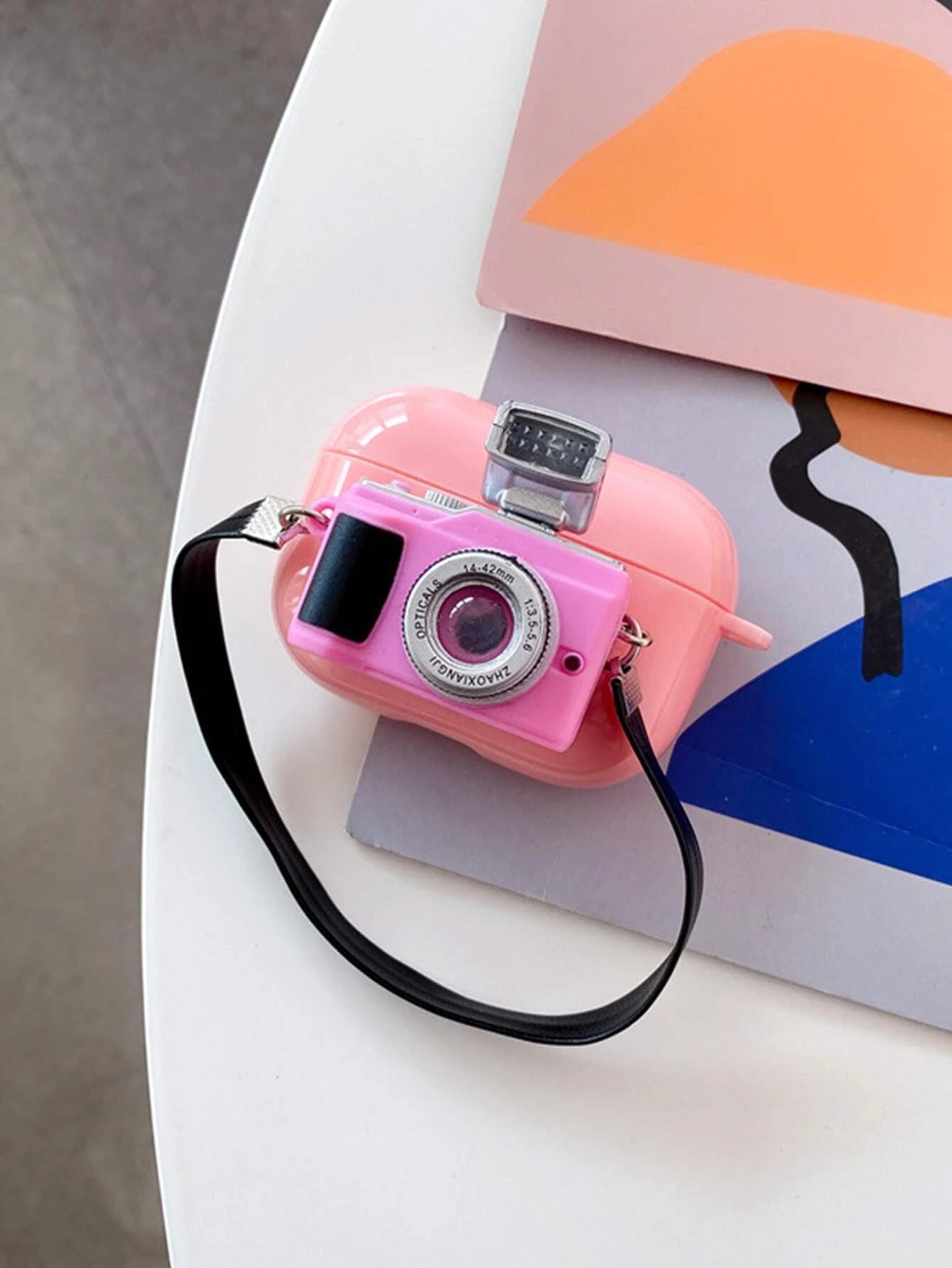 ROMWE  3D Camera Decor Case Compatible