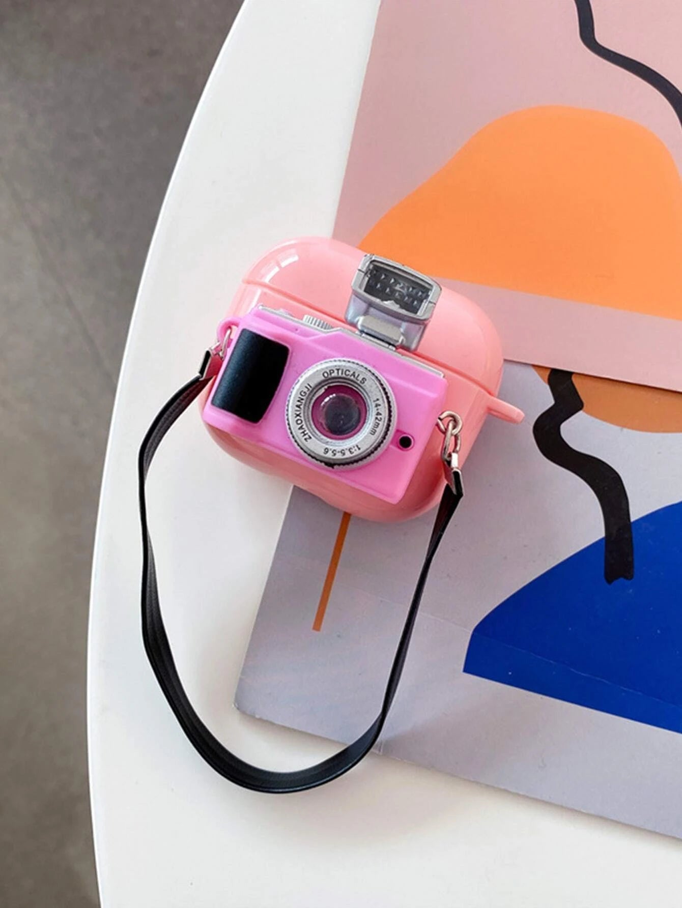 ROMWE  3D Camera Decor Case Compatible