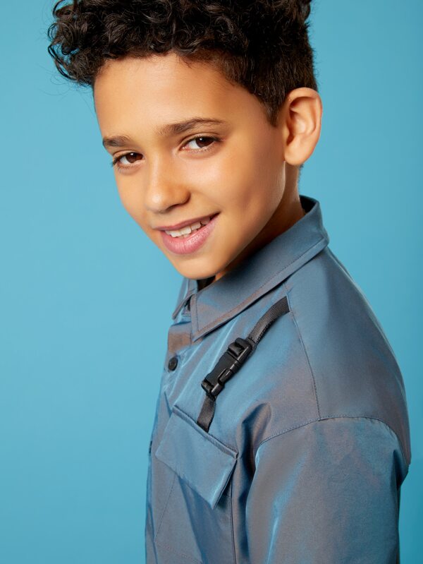 قميص شي ان للأولاد بجيب قلاب وحزام مزين بإبزيم