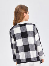 شى ان معطف فلانيل للبنات بنقشة مربعات وحواف متباينة  