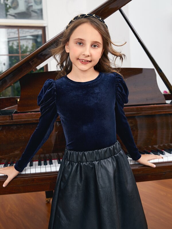 SHEIN Girls Solid Gigot Sleeve Velvet Tee