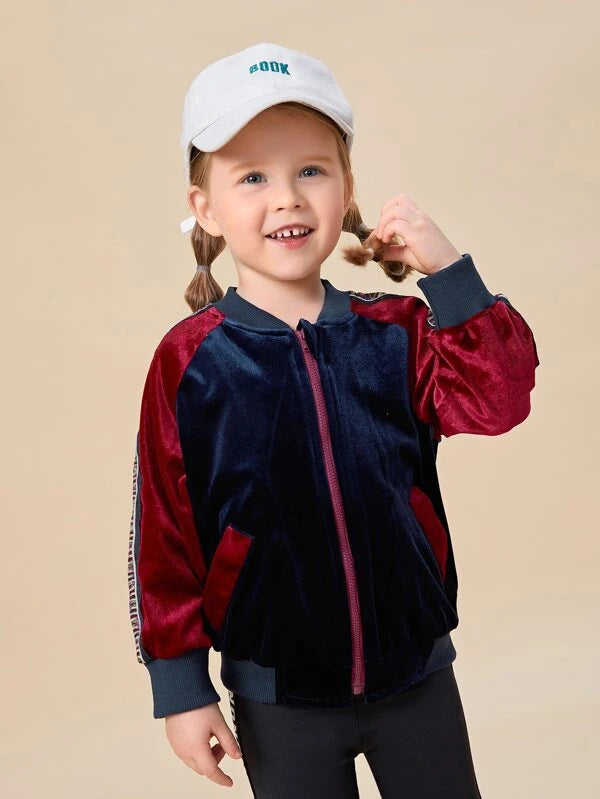 جاكيت بومبر مخملي ملون للبنات الصغيرات من شي إن