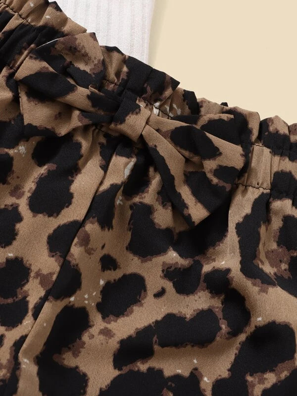 SHEIN Toddler Girls Ribbed Knit Tee &amp; Leopard Print Shorts