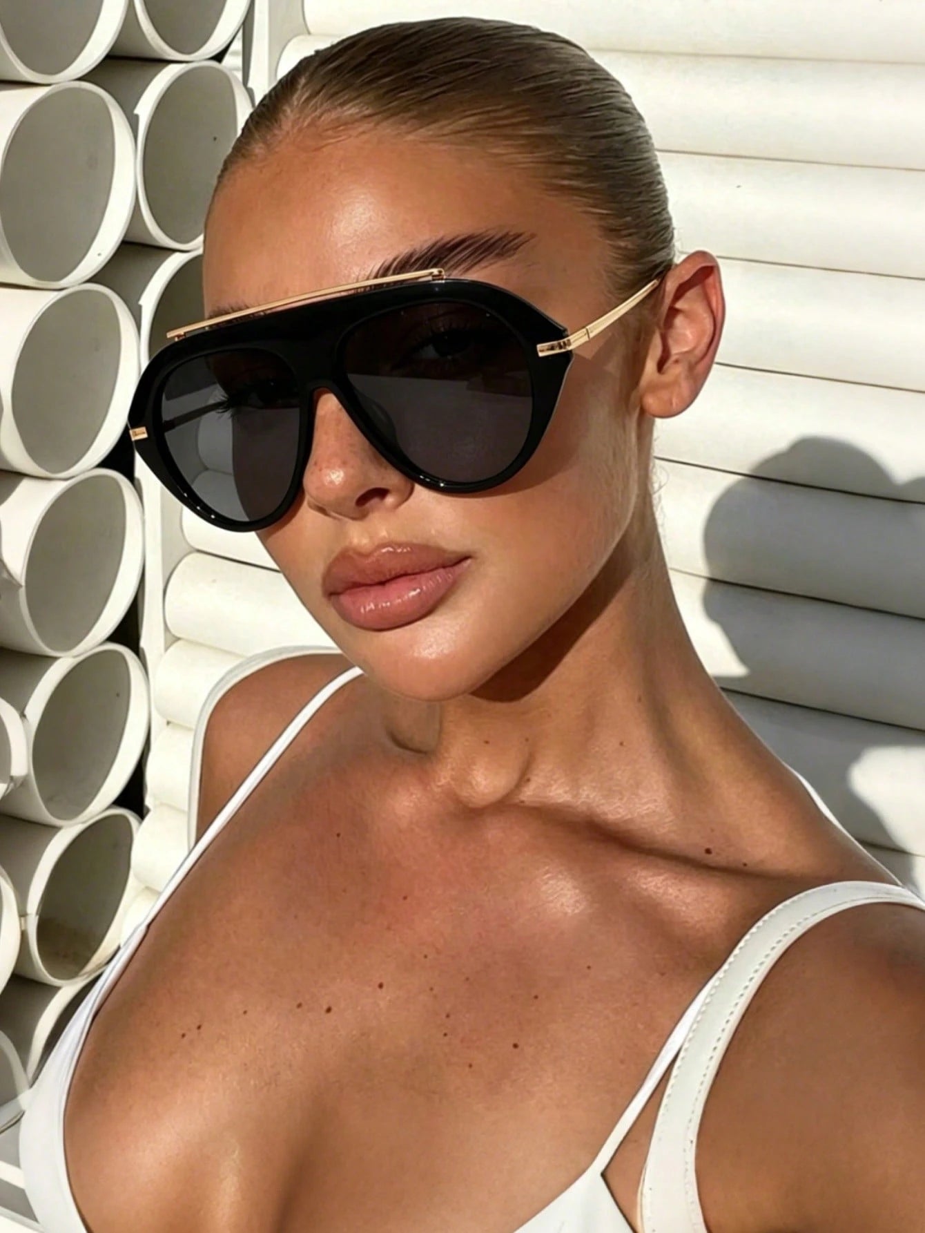 SHEIN Retro Geometric Frame Fashion Glasses