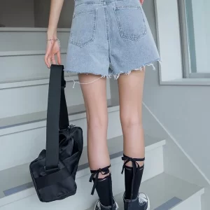 Alternative view of Shein DAZY Letter Graphic Raw Hem Denim Shorts