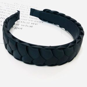 Alternative view of Braided headband