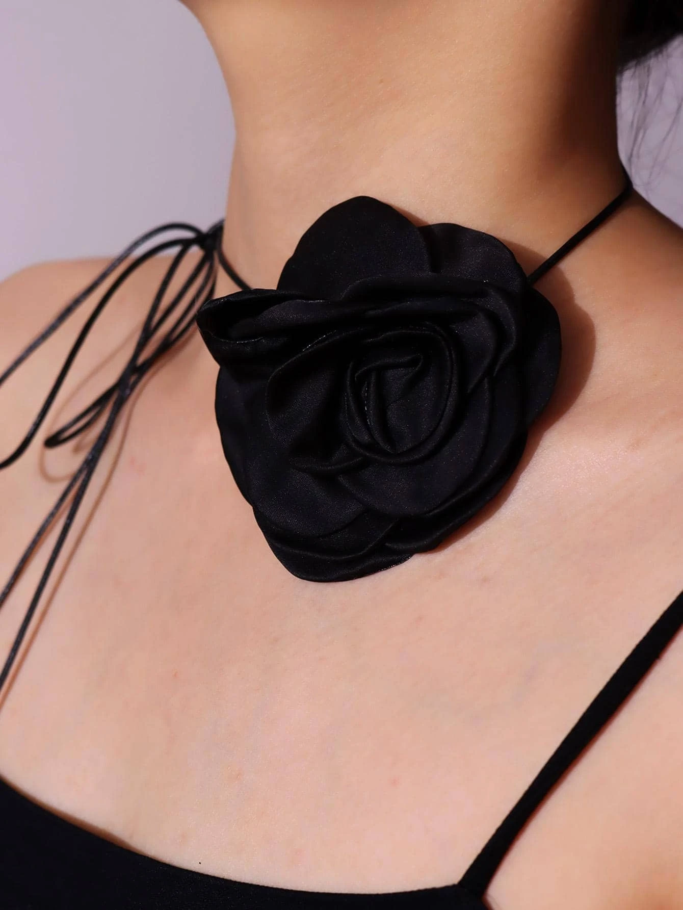 SHEIN 1pc Fashion Flower Decor Necklace For Women For Daily Decoration - Image 2
