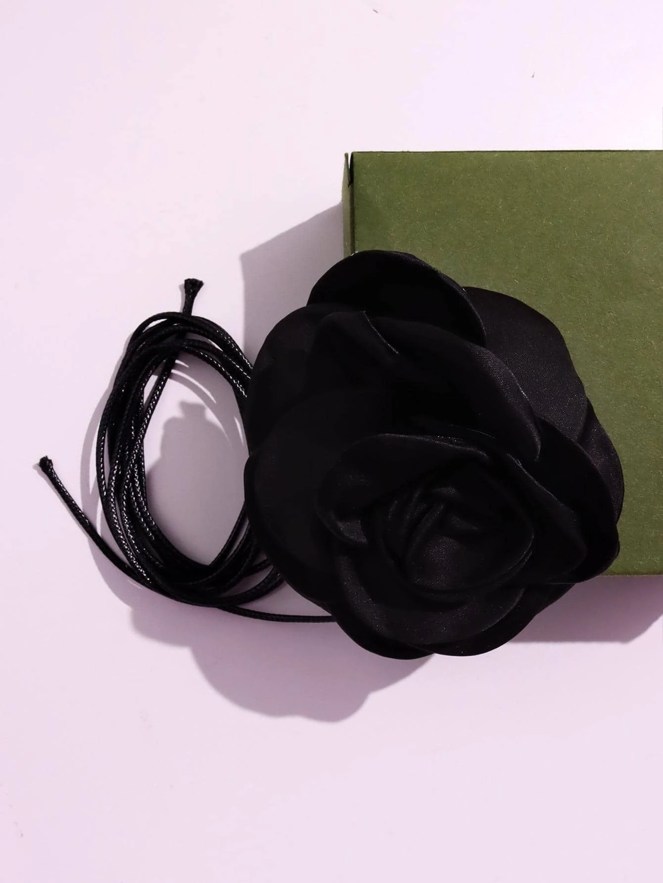 SHEIN 1pc Fashion Flower Decor Necklace For Women For Daily Decoration - Image 4