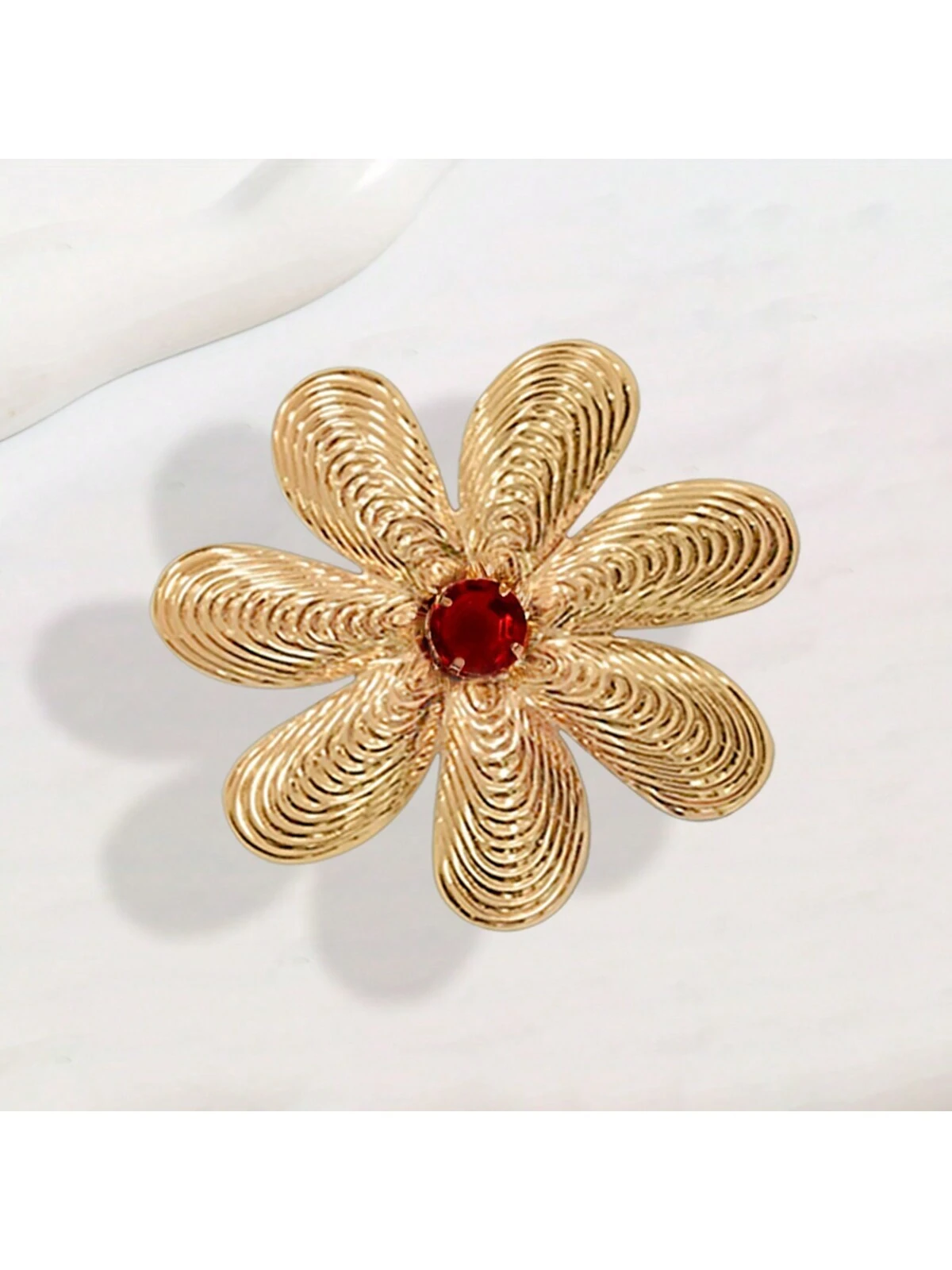 SHEIN 1pc New Design Exaggerated Flower-Shaped Fashion Ring For All Occasions - Image 2