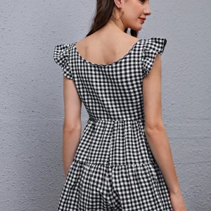 Alternative view of SHEIN Ruffle Armhole Flowy Hem Gingham Romper