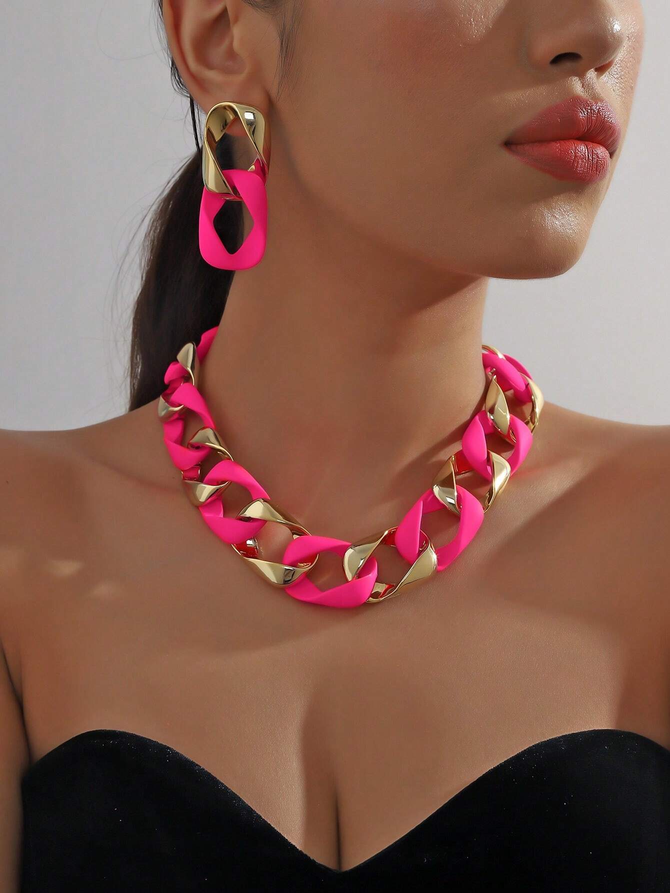 SHEIN 3pcs/set Eight-character Resin Twist Chain Personalized Fashionable Luxurious Style Women's Necklace And Earring Jewelry Set