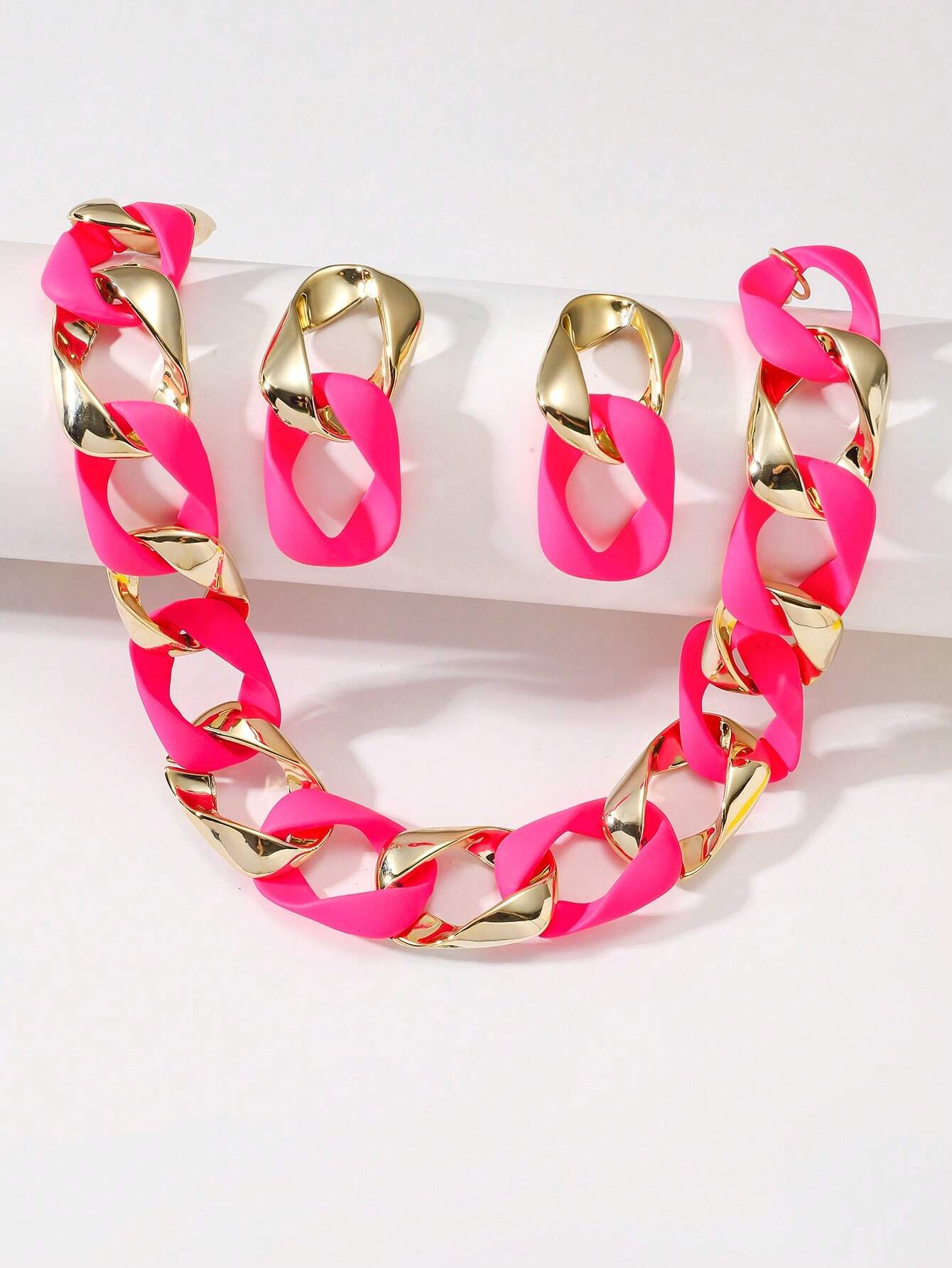 SHEIN 3pcs/set Eight-character Resin Twist Chain Personalized Fashionable Luxurious Style Women's Necklace And Earring Jewelry Set - Image 2