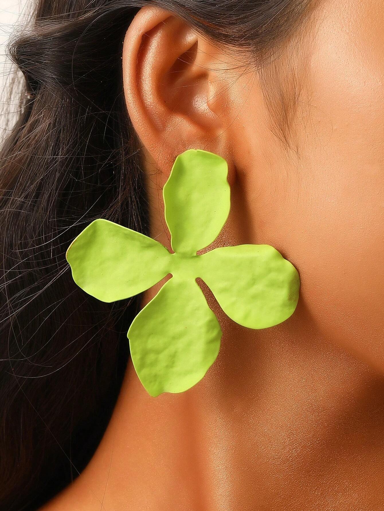 SHEIN 1pair Colorful Exaggerated Flower Earrings, Unique Design, Daya Bay Gold Mine Flower Earrings