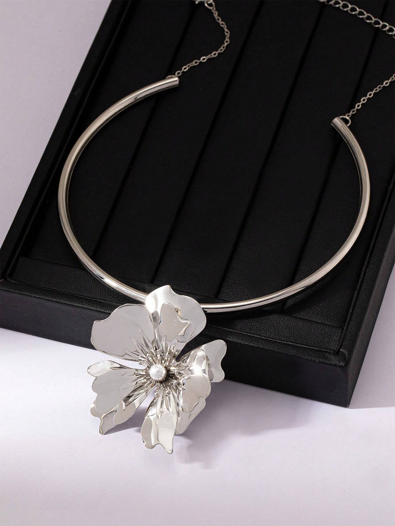 SHEIN 1pc Geometric Circle & Flower