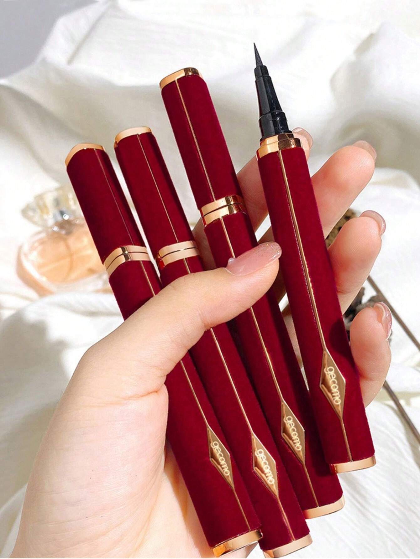 Shein 1pc Long Lasting Waterproof Sweatproof Non-Smudging Ultra Fine Sponge Tip Eyeliner