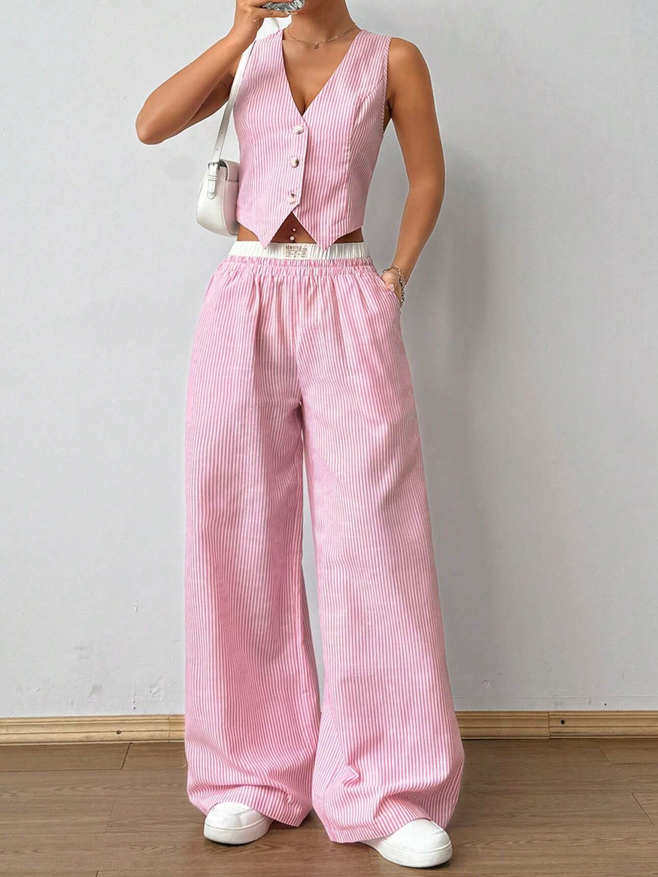 SHEIN EZwear Striped Sleeveless V-Neck Front Button Top And Patch Pocket Pants Two-Piece Set