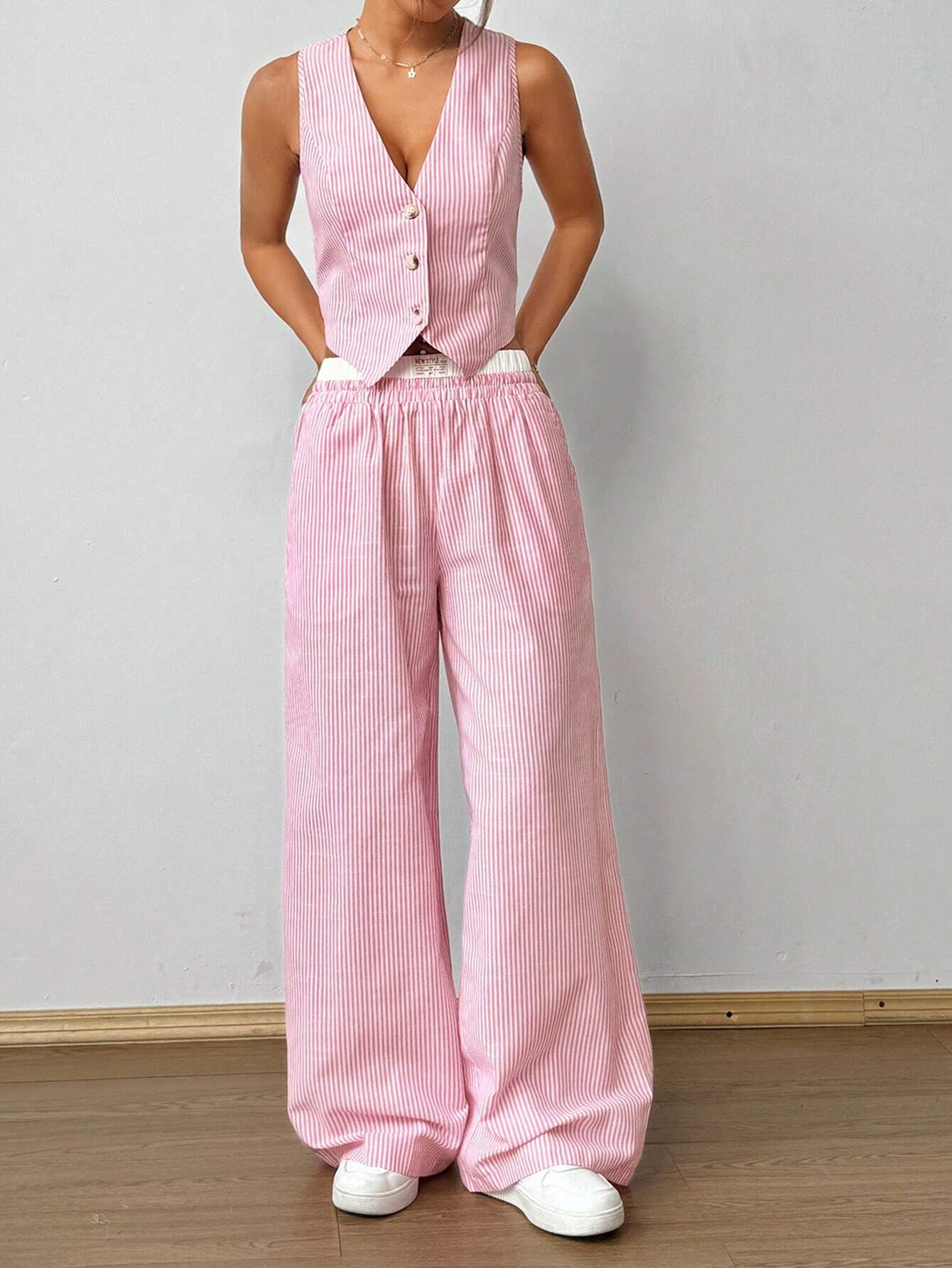 SHEIN EZwear Striped Sleeveless V-Neck Front Button Top And Patch Pocket Pants Two-Piece Set