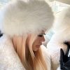 SHEIN 1pc Ladies' Pure White & Thick Feather Decorated Winter Warm Hat