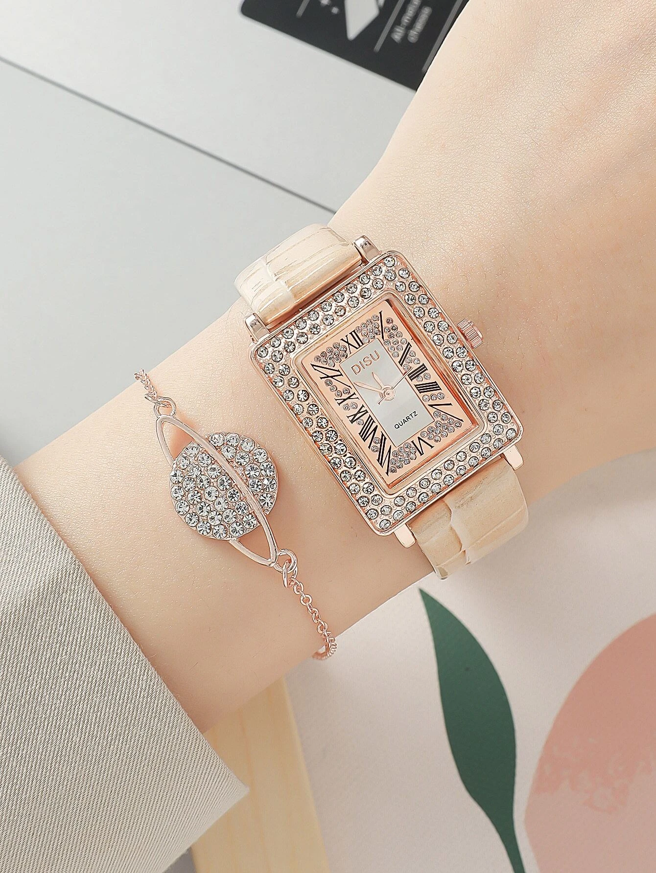 SHEIN DISU 1pc Rectangle Pointer Quartz Watch