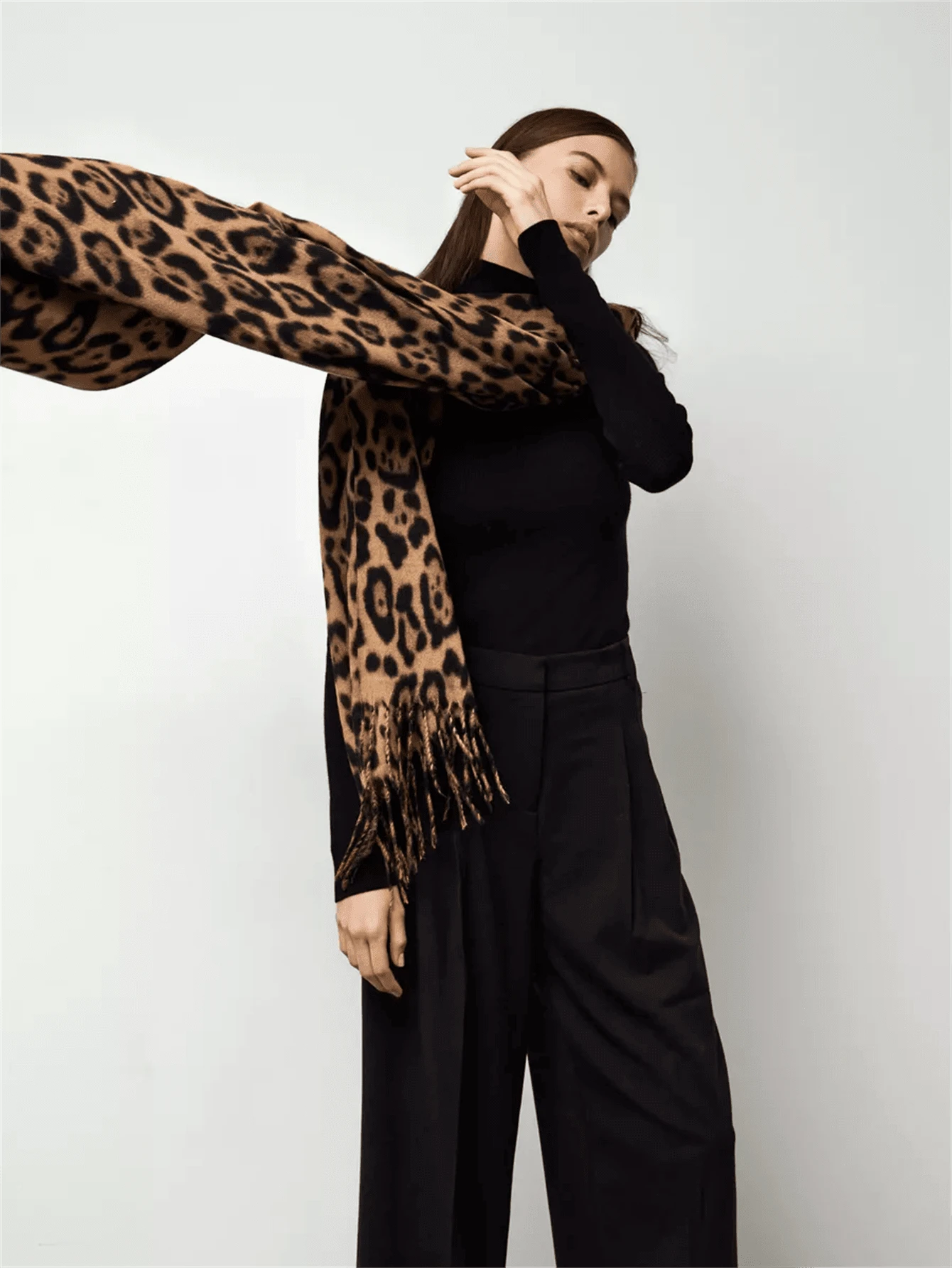 SHEIN 1pc Women's European And American Style Printed Faux Cashmere Scarf