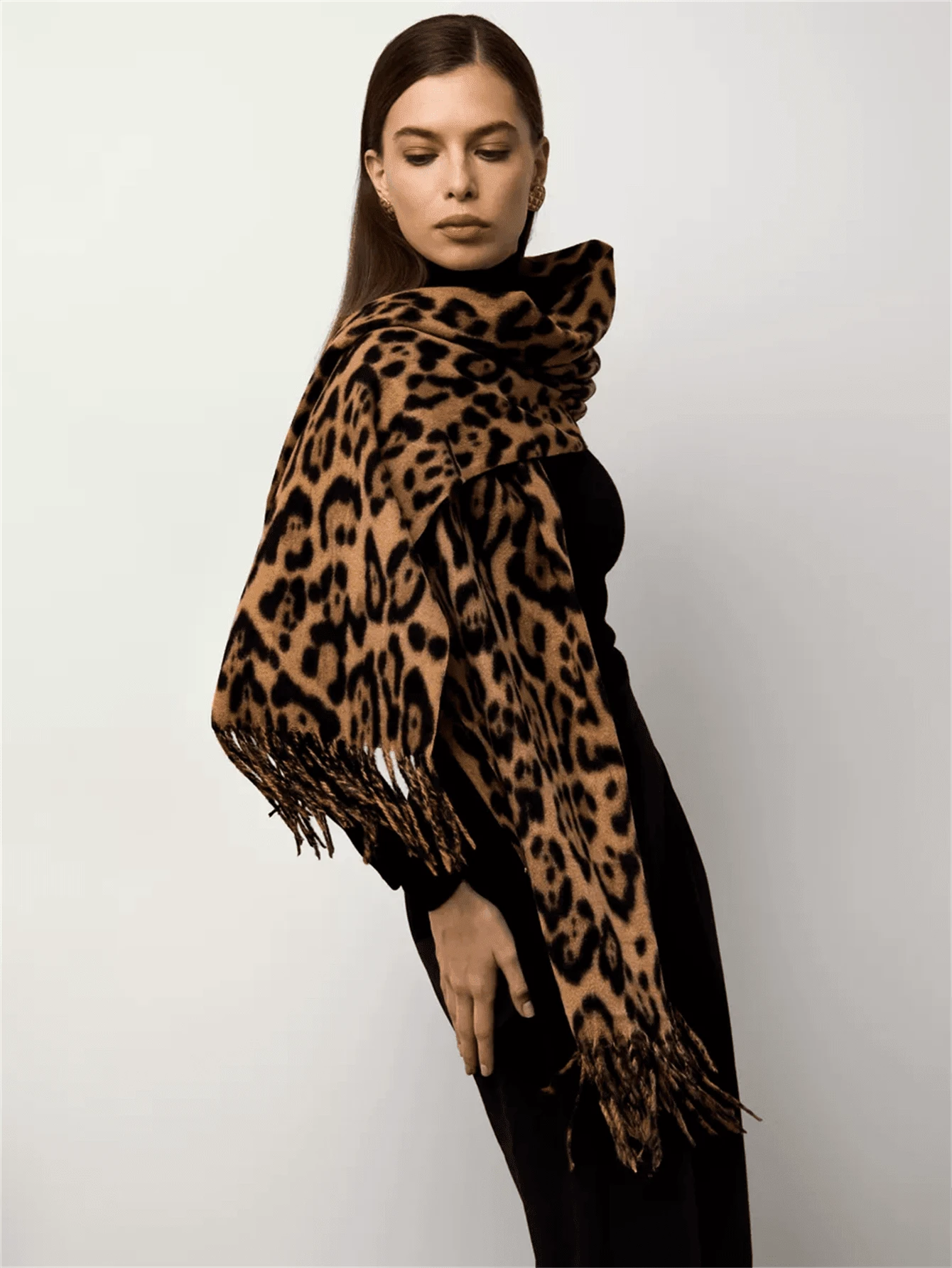 SHEIN 1pc Women's European And American Style Printed Faux Cashmere Scarf