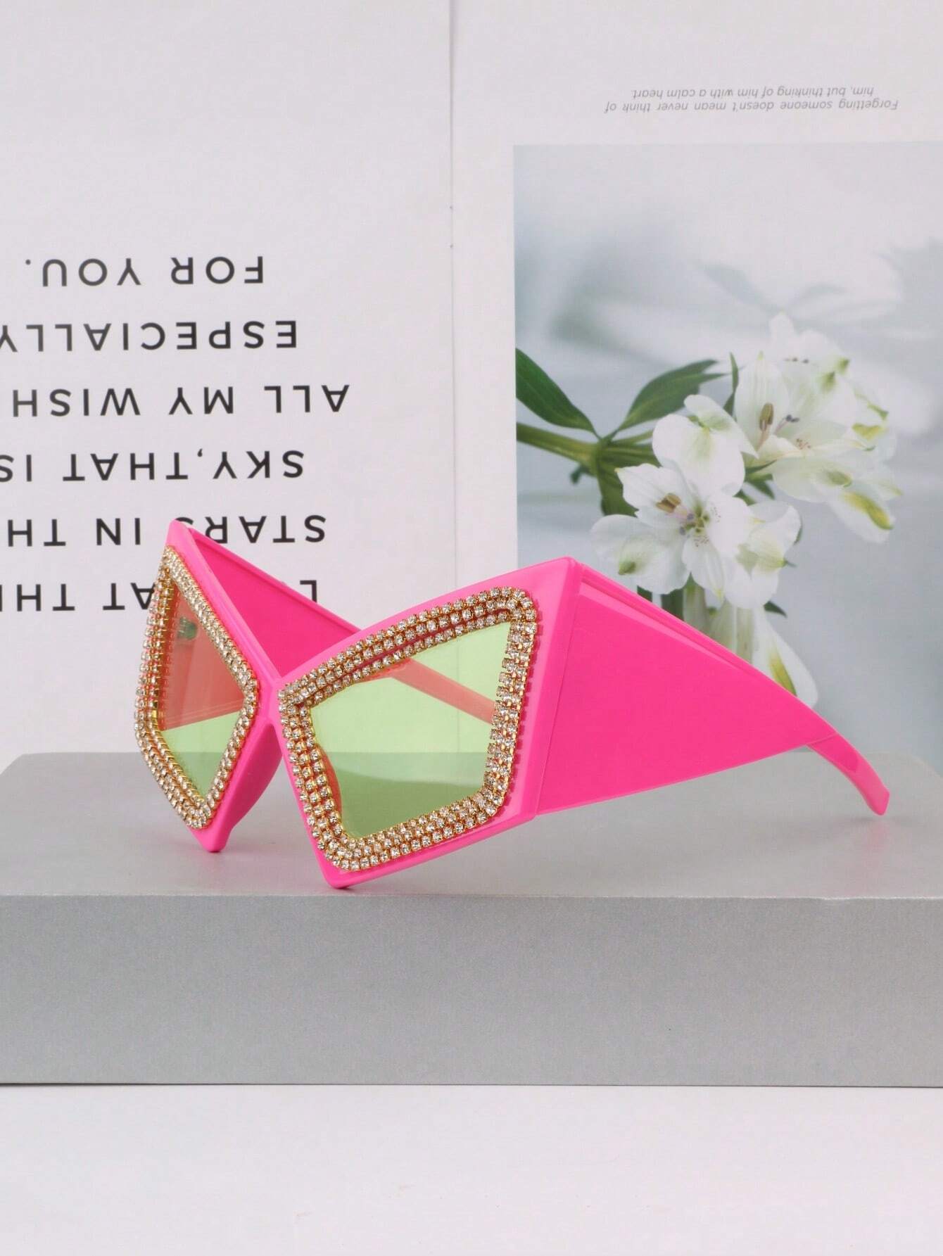 SHEIN New Vintage Personality Big Frame Cat Eye Fashion Glasses