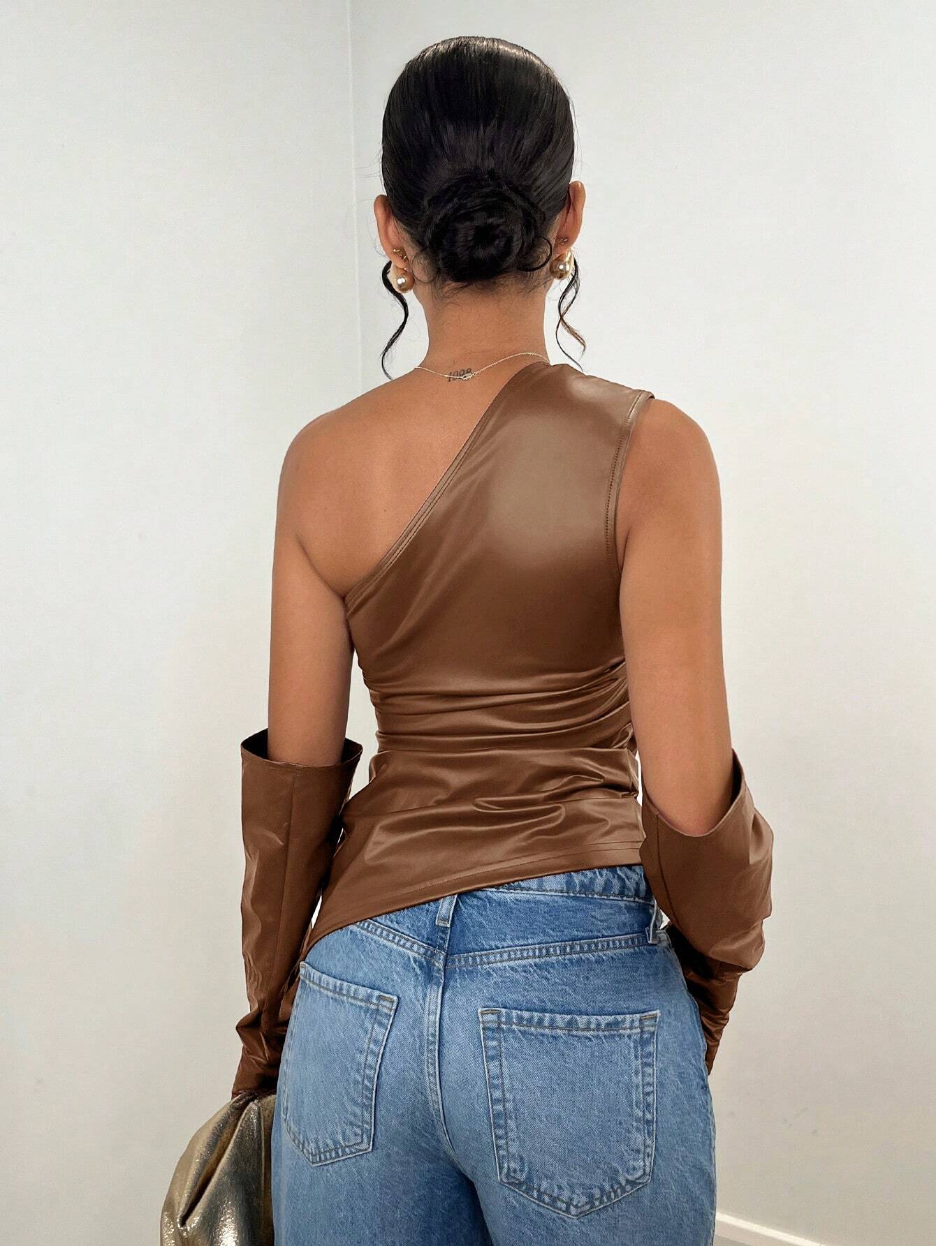 SHEIN BAE Women Solid Color Sleeveless PU Leather Pleated Top With Sleeve Cover