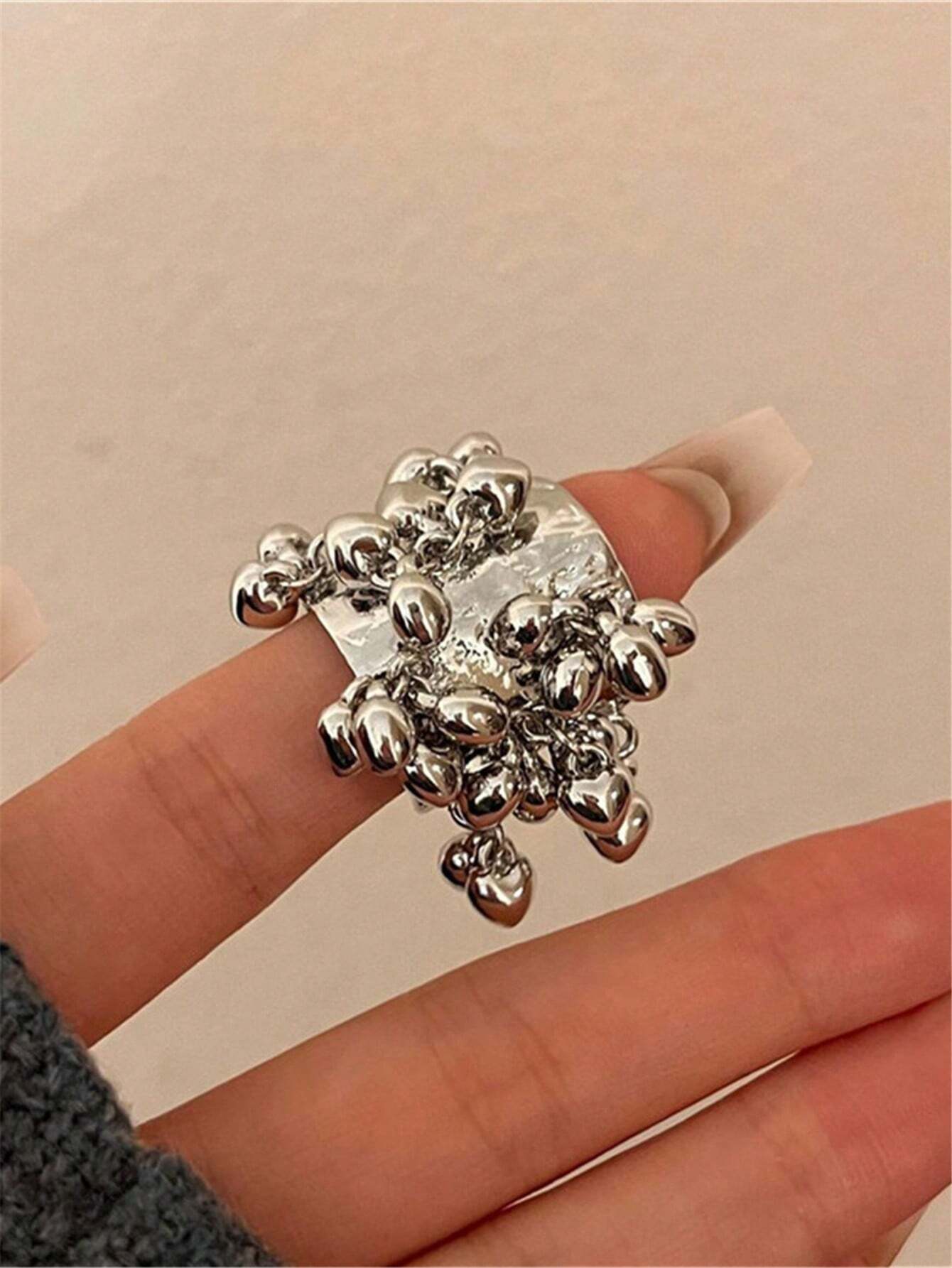 SHEIN Vintage Heart Shaped Pendant Tassel Open Ring