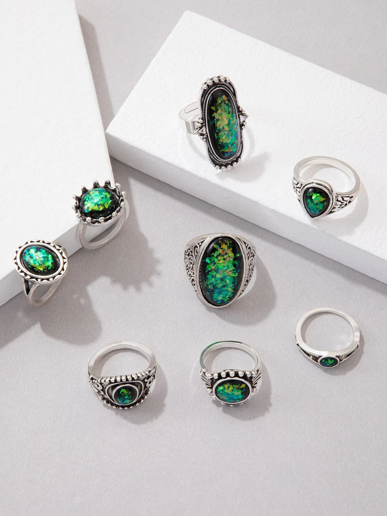 SHEIN imoli 8pcs Rhinestone Decor Ring