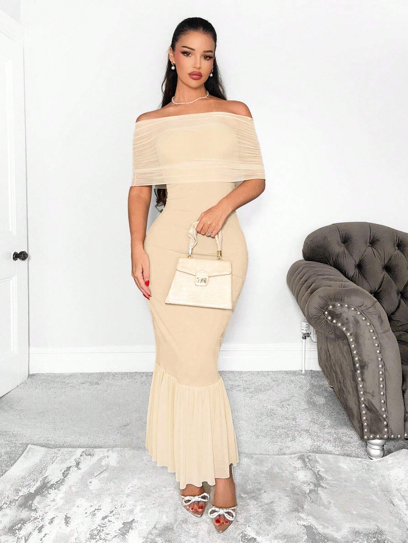 SHEIN Foxxy 1pc Women Off-Shoulder Solid Color Fishtail Hem Fitted Elegant Dress