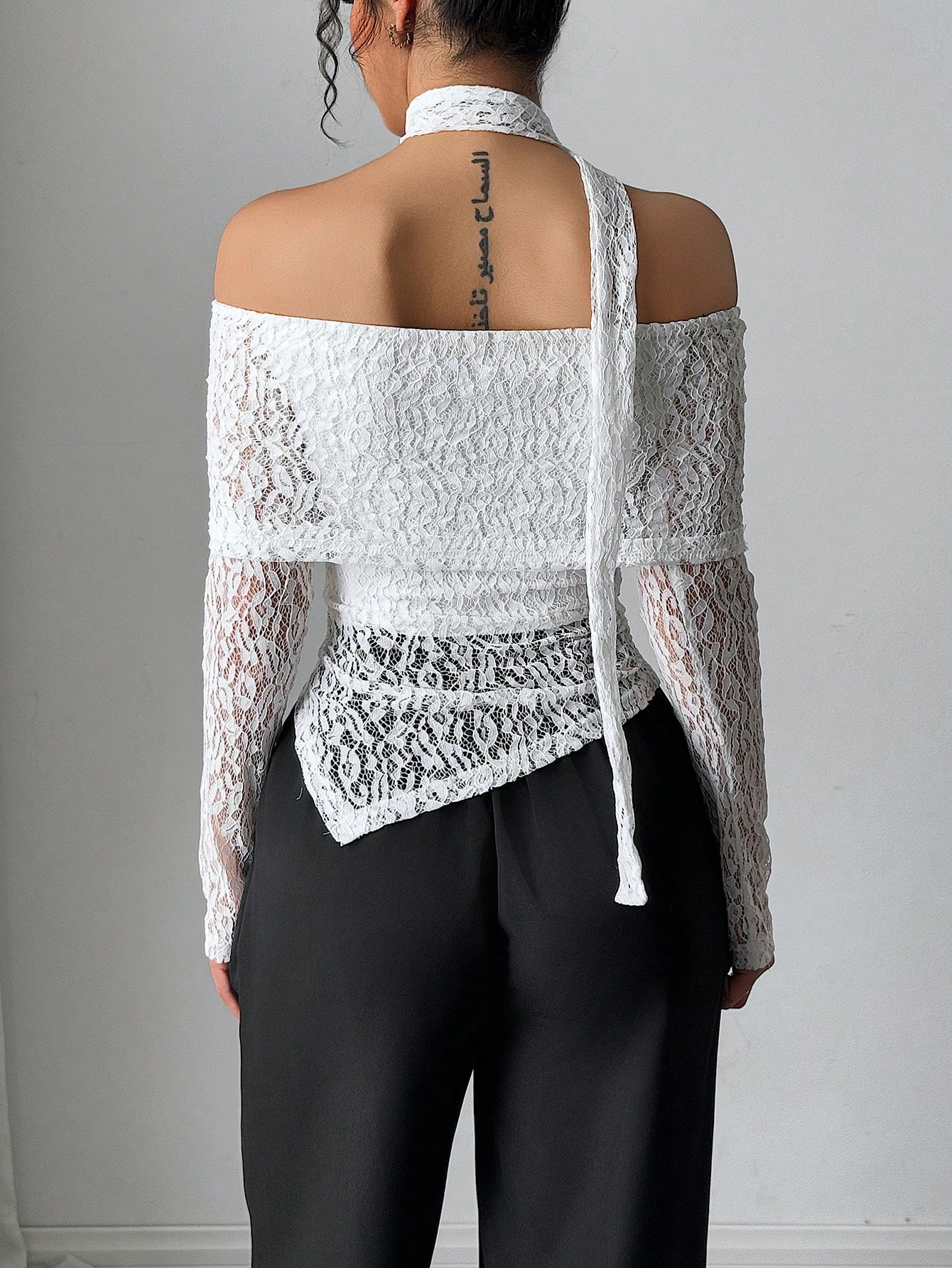 SHEIN Raffinéa Women's Lace Off Shoulder Off Shoulder Flowy T-Shirt