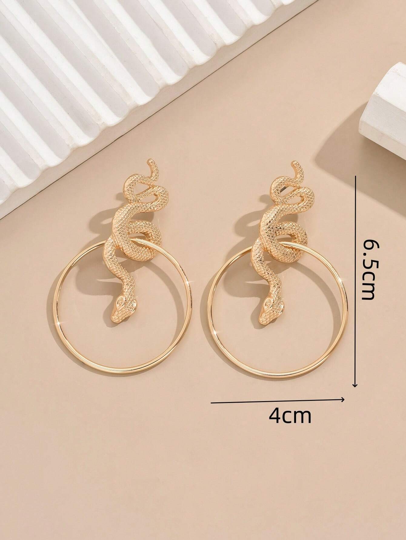 SHEIN Vintage Exaggerated Geometric Hoop Snake Pendant Earrings