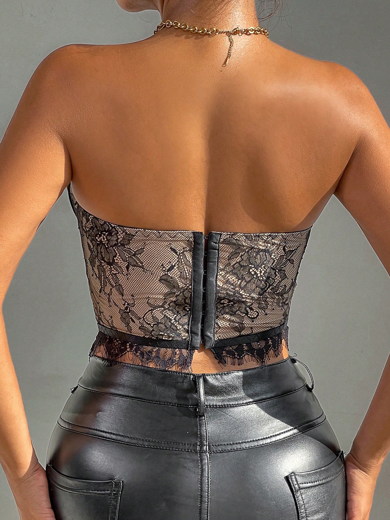 SHEIN Allurite Eyelash Lace Panel Bustier Crop Tube Top