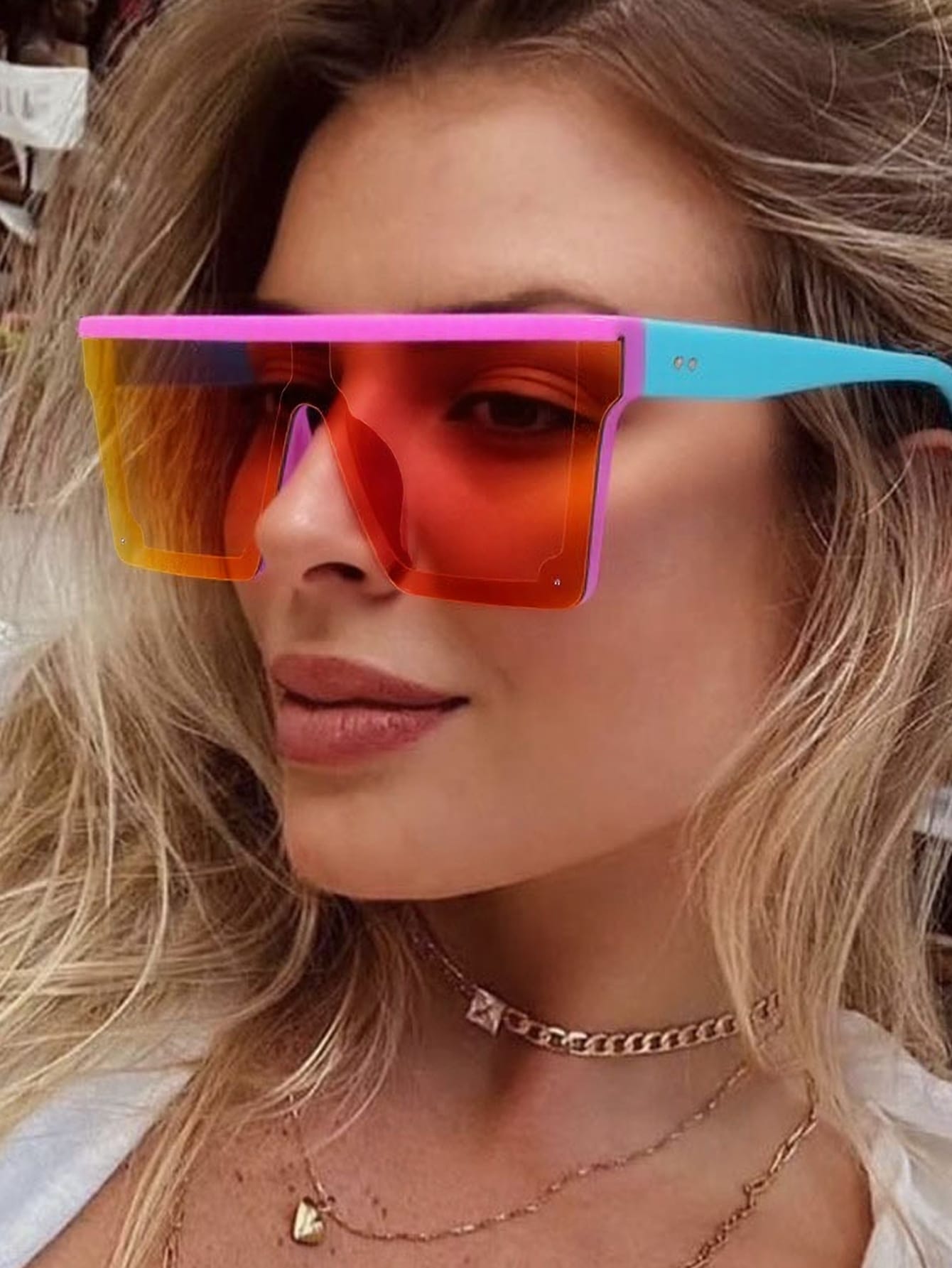 SHEIN 1pc Retangle Rivet Frame Mirror Fashion Glasses,