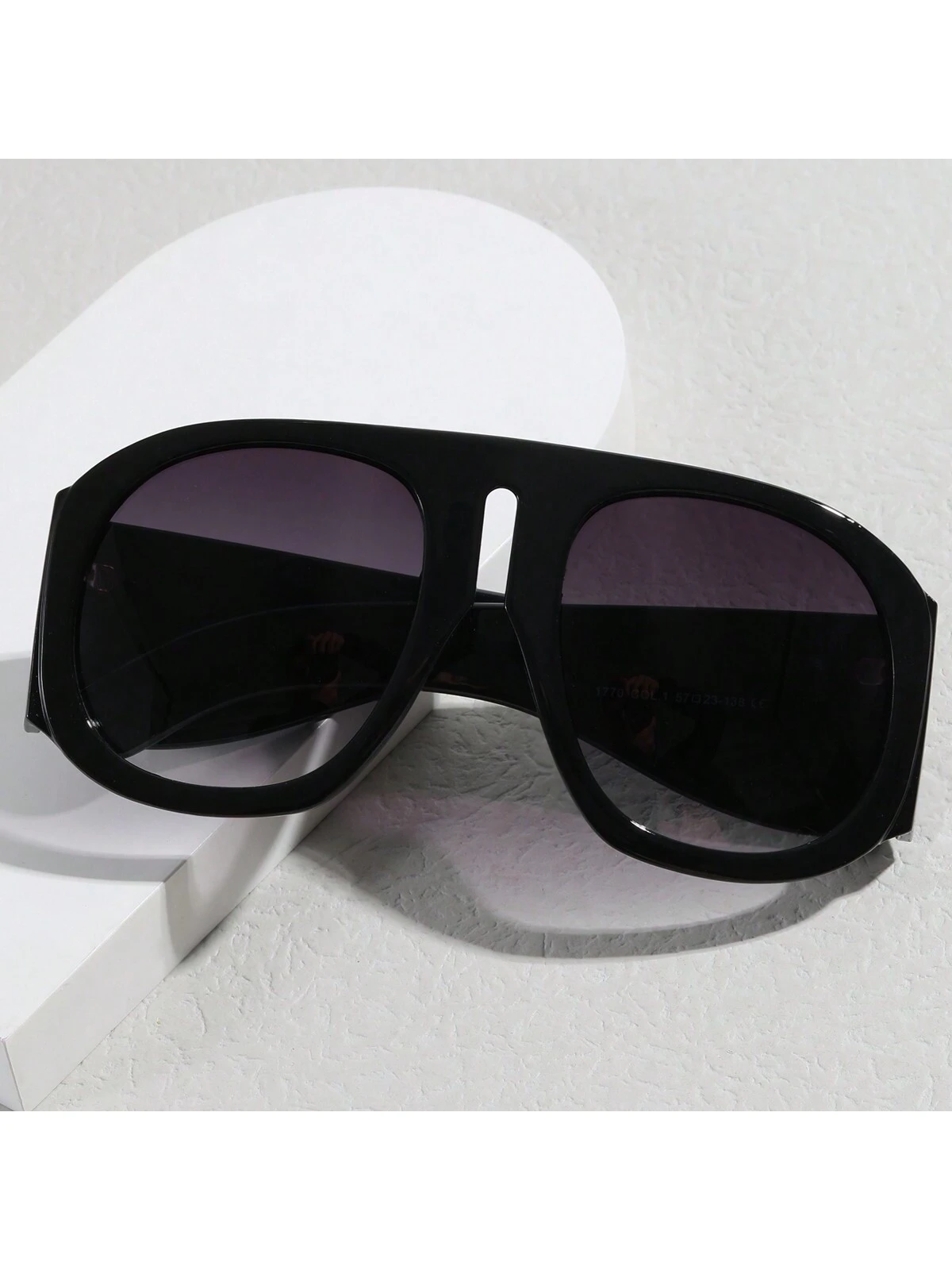 SHEIN SAIXUAN 1pc Pilot Style Oversized Gradient Color Fashion Fashion Glasses