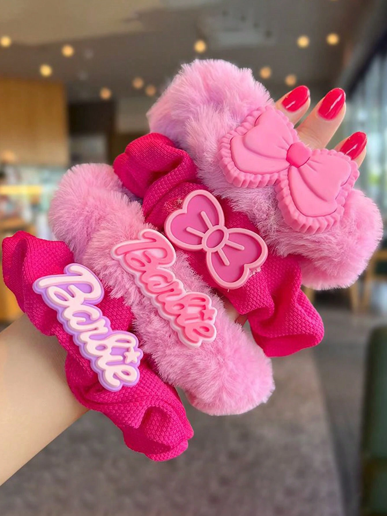 SHEIN 4pcs Fluffy Bowknot Alphabet Princess Scrunchie Hair