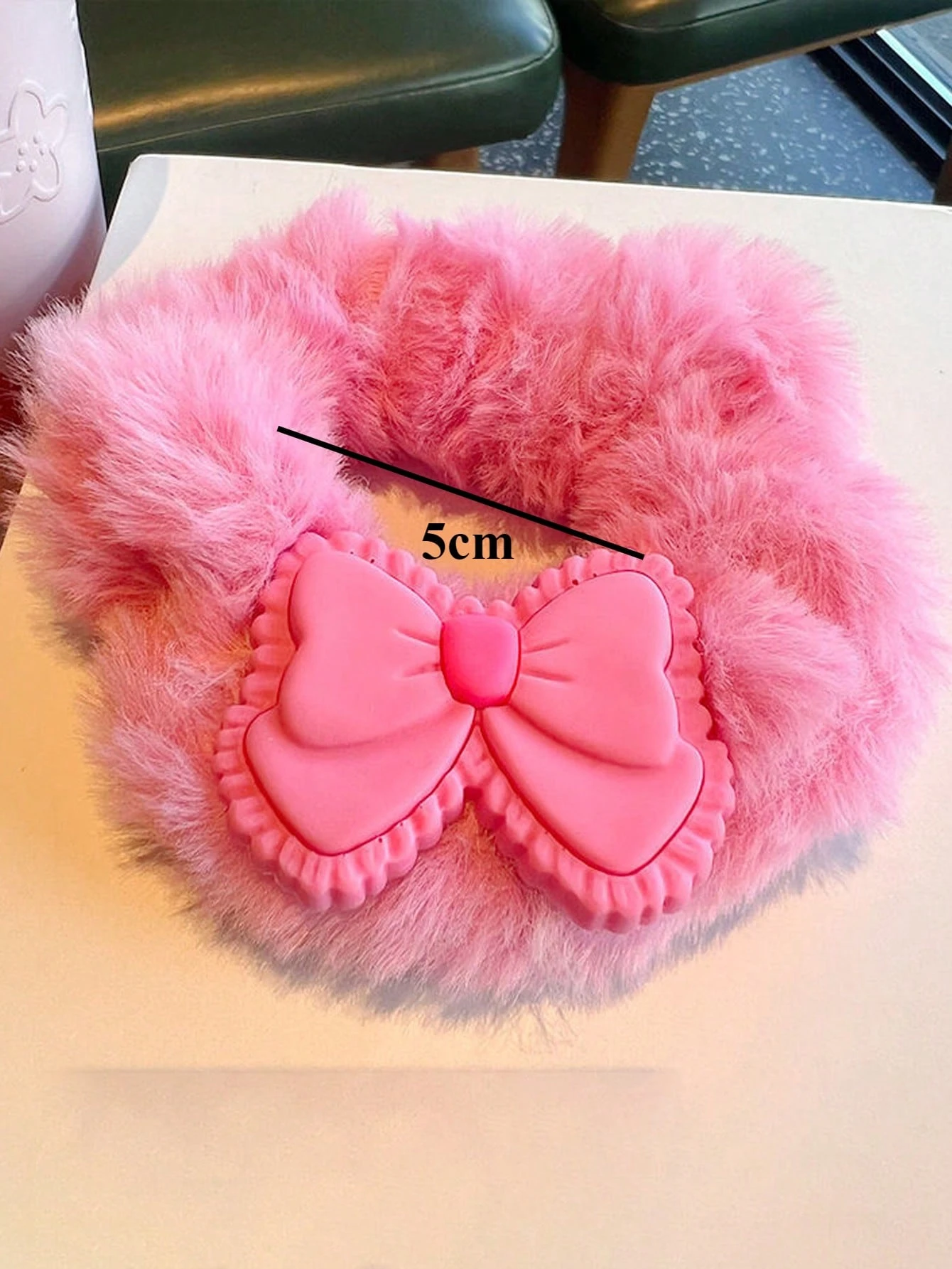 SHEIN 4pcs Fluffy Bowknot Alphabet Princess Scrunchie Hair
