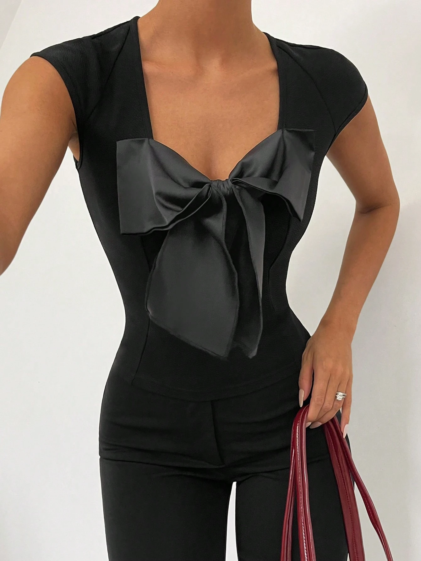 SHEIN Essnce Black Slim-Fit Short Sleeve T-Shirt