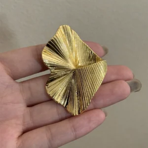 Alternative view of SHEIN 1 Piece,Large Wave Ring Suitable For Party Matching